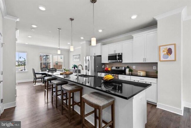 Building Photo - 614 Chalcedony Ln