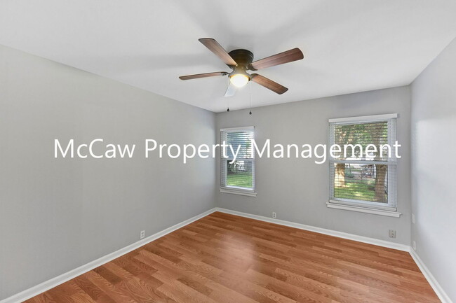 Building Photo - 1520 Hilltop Dr