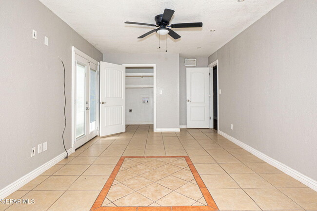 Building Photo - 12465 Tierra Dulce Dr
