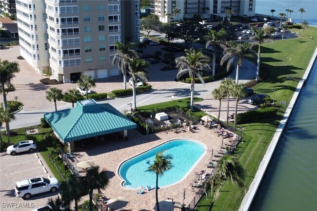 Building Photo - 25 Bluebill Ave