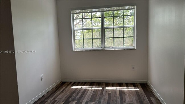 Building Photo - 160 SW 117th Terrace