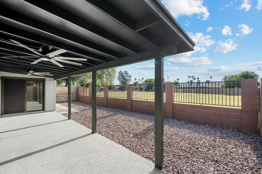 Building Photo - 4903 W Golden Ln