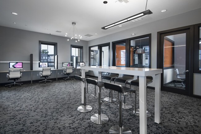 Building Photo - Philo Starkville