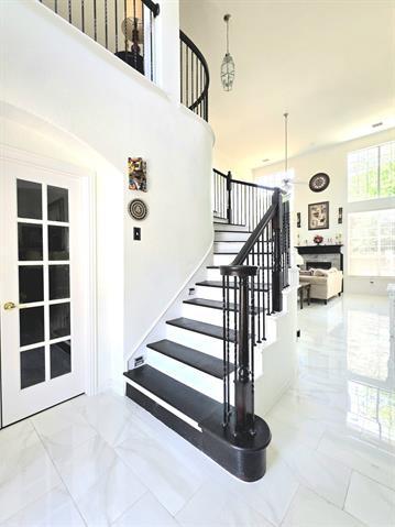 Building Photo - 4100 Nicklaus Ave