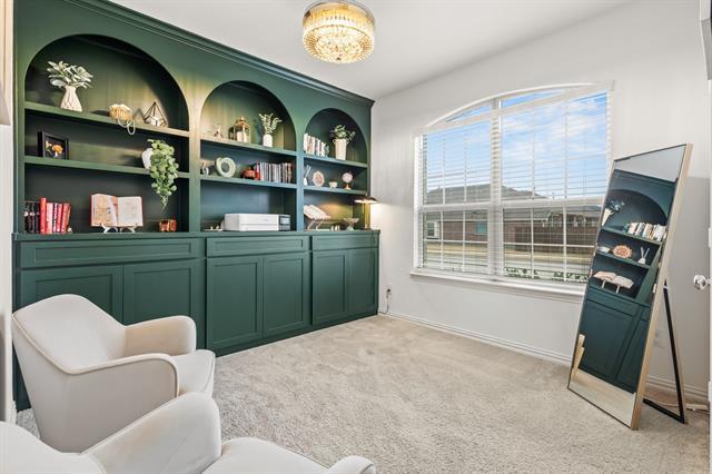 Building Photo - 1733 Lake Grove Dr