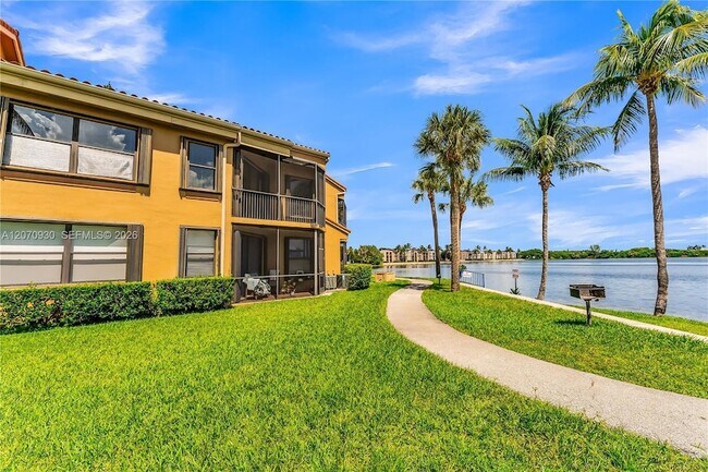 Building Photo - 15563 Miami Lakeway N