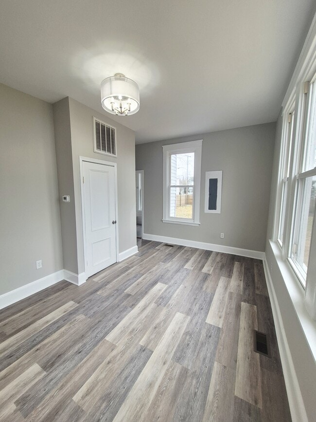 Building Photo - 3325 Florida Ave