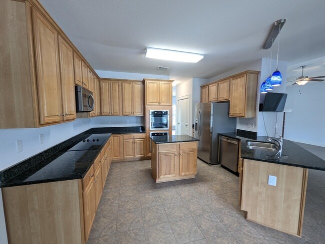 Building Photo - 1920 Morella St