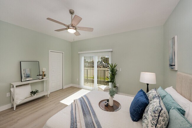 Building Photo - 870 Paddleboard Ct