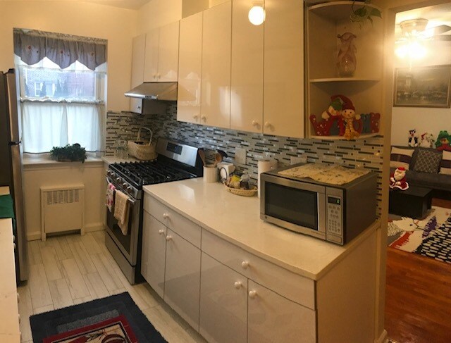 Kitchen - 20-15 Parsons Blvd