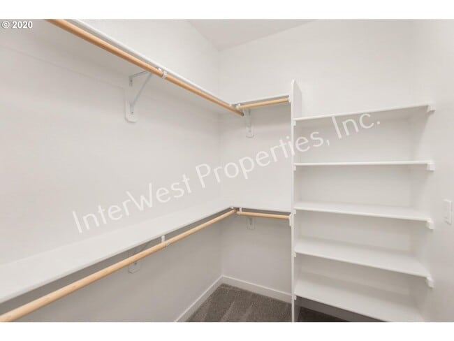 Building Photo - BEAUTIFUL NEWER CONSTRUCTION 4 BD HOME W/2...