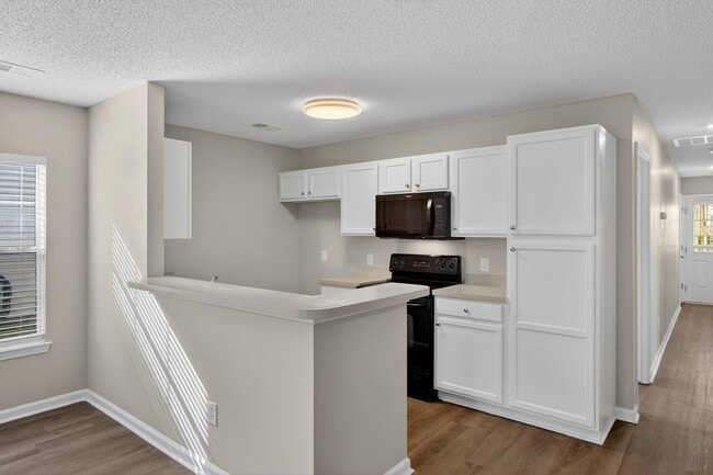 Building Photo - Hunters Bend Haven