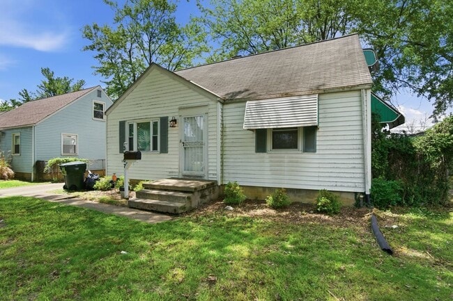 Building Photo - 3267 Walmar Dr