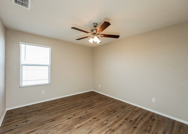 Building Photo - 11703 Blackmore Leap