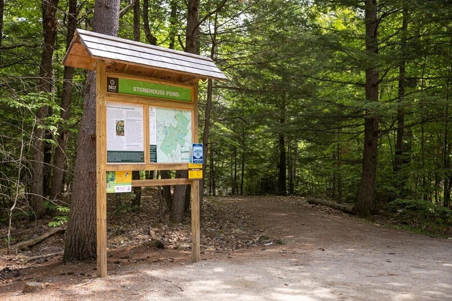 Building Photo - 4 Smoke, 1