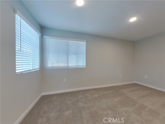 Building Photo - 28189 Dwight Dr