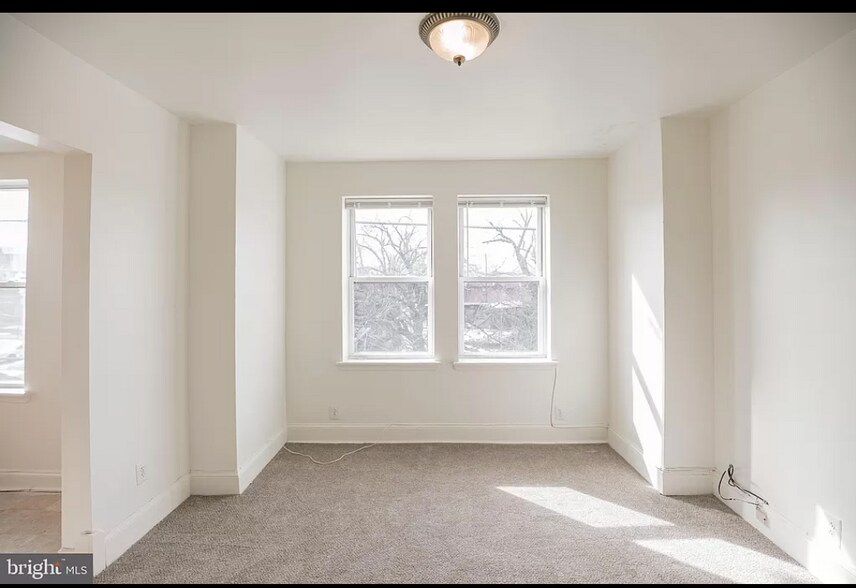 Building Photo - 5244 Pennsgrove St