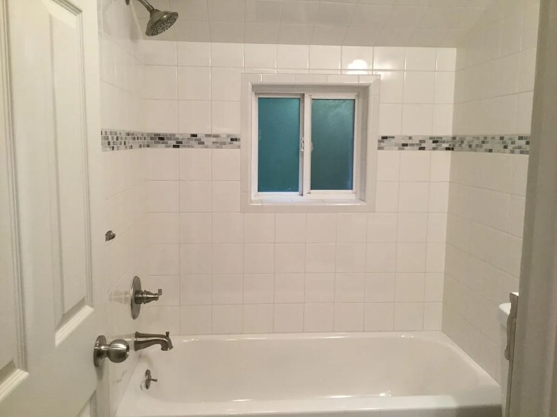 Building Photo - 733a Cribbs St