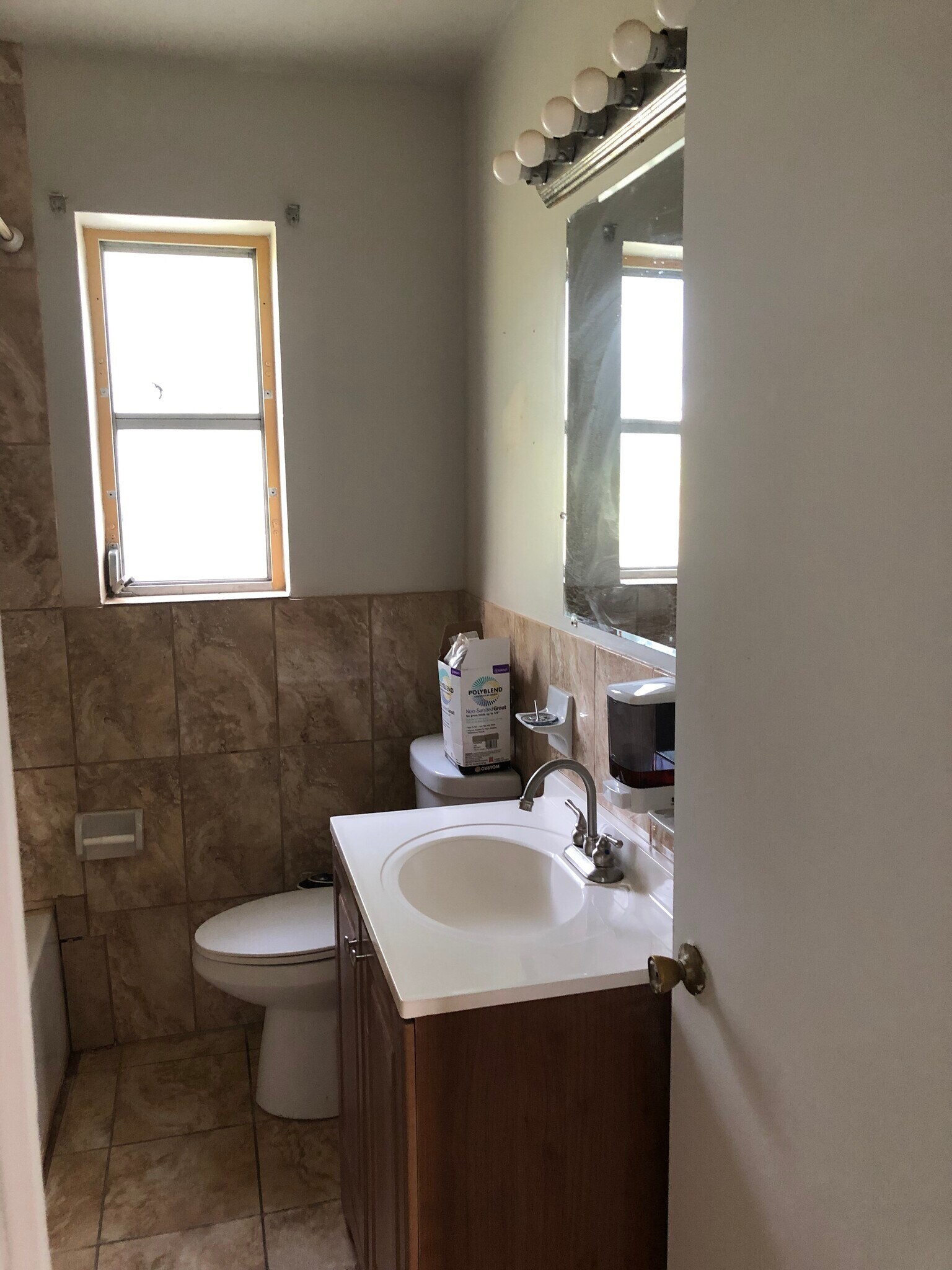 Building Photo - 740 NW 31st St