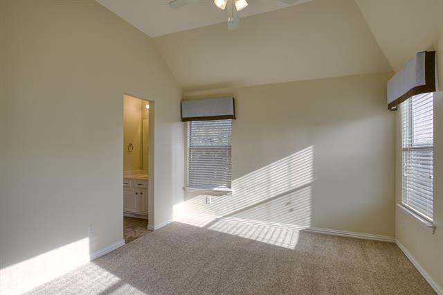Building Photo - 4528 Oak Shores Dr
