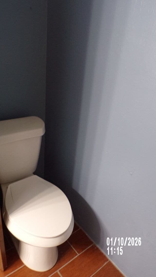 Building Photo - Fantasic Country Club West Home  1/2 OFF FIRST FULL MONTH'S RENT