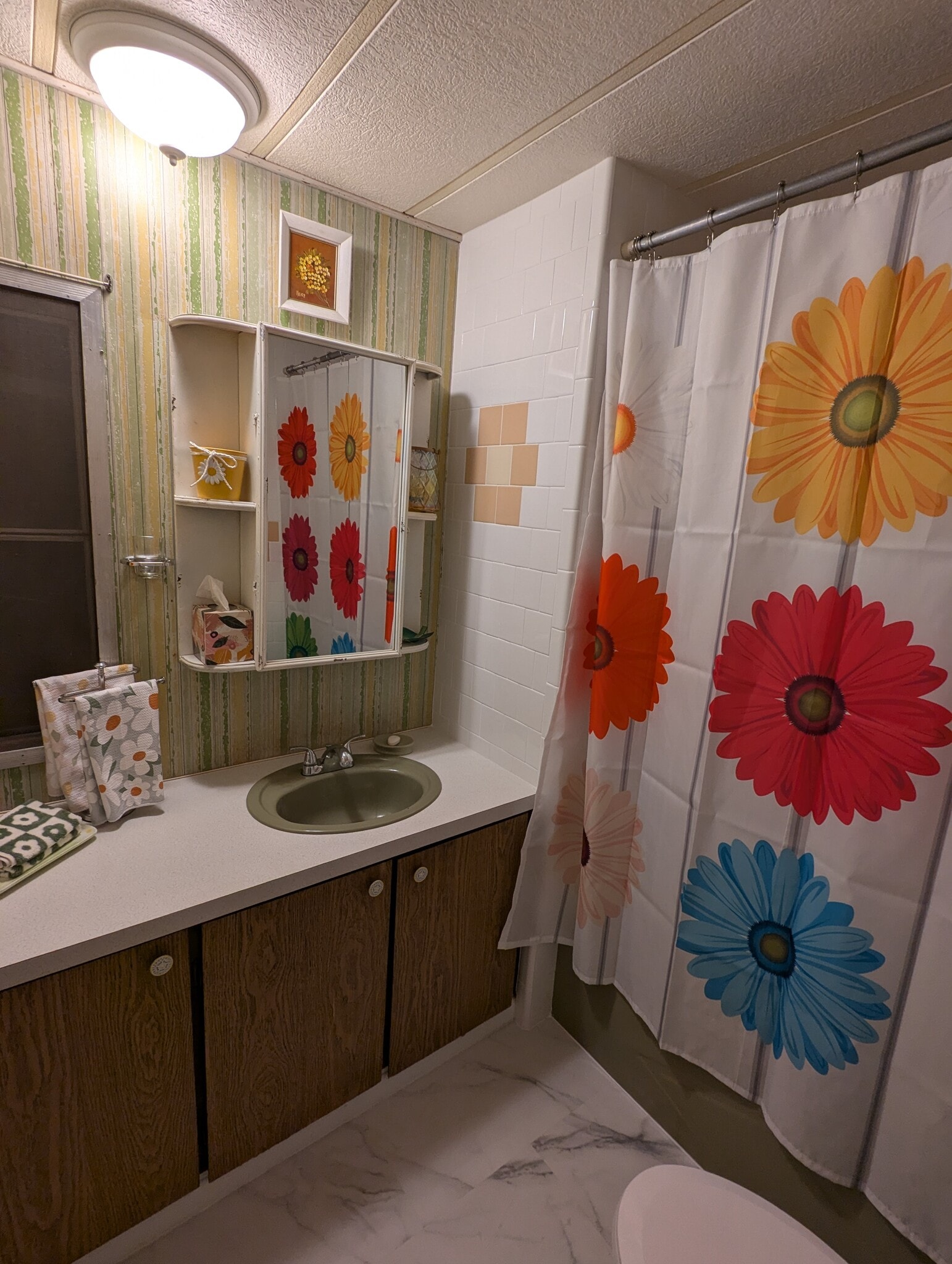 Building Photo - 1334 Boucher St