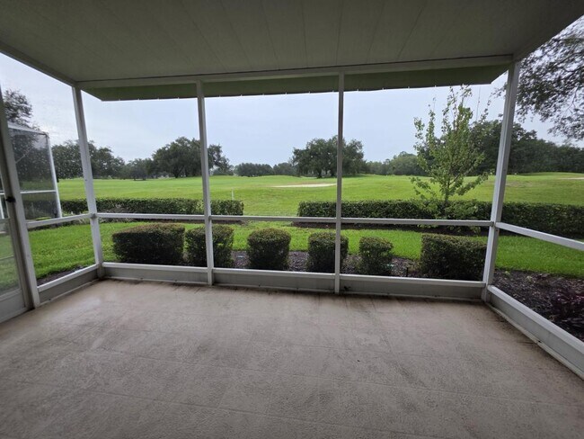 Building Photo - 4492 Golf Club Ln