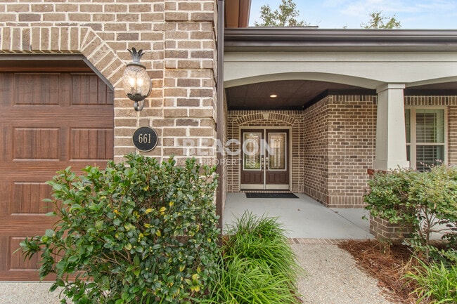 Building Photo - 661 Jenoa Dr