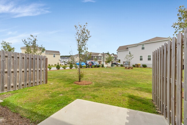Building Photo - 98 Horizon Ln