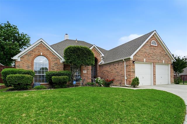 Building Photo - 1800 Sumac Dr