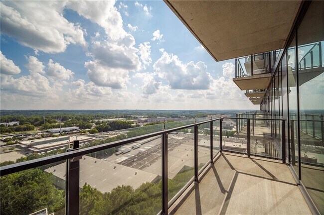 Building Photo - 788 West Marietta St NW