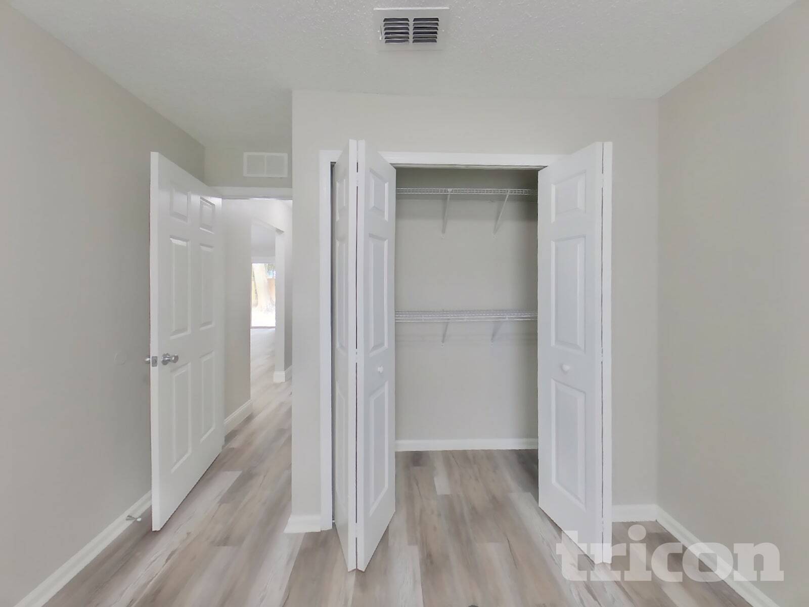 Building Photo - 10990 Sawtooth Oak Ct