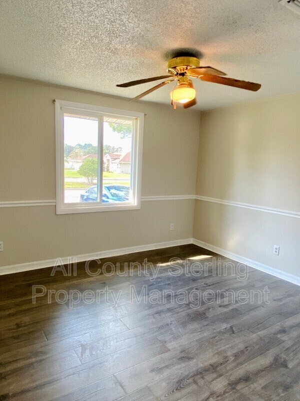 Building Photo - 1848 Howland Blvd
