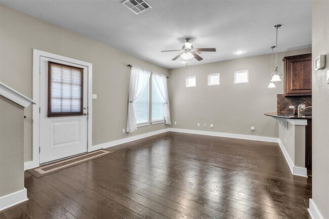 Building Photo - 12212 Tawny Farms Rd