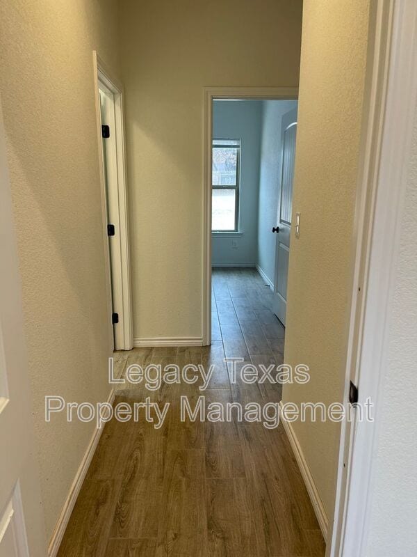 Building Photo - 2319 CR 704