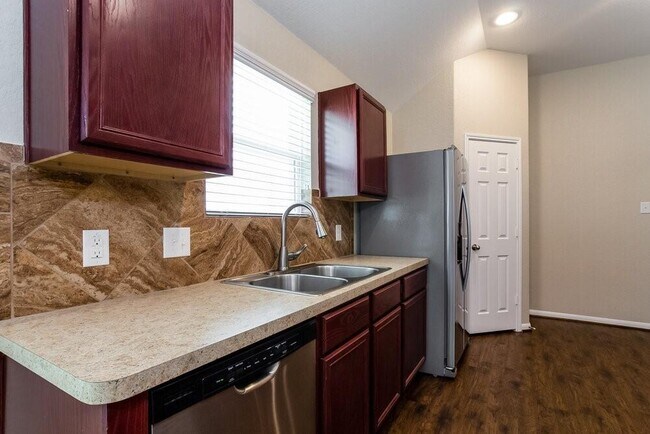 Building Photo - 21223 Fox Orchard Ct