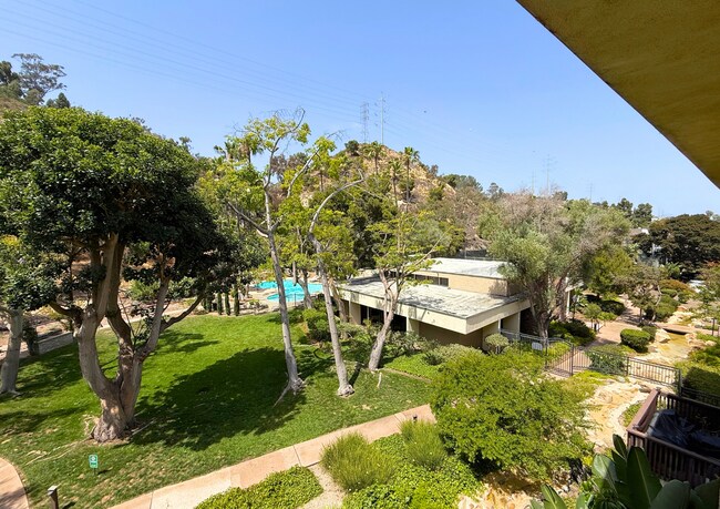 Building Photo - 6416 Friars Rd