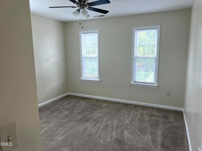 Building Photo - 1020 Delta River Way