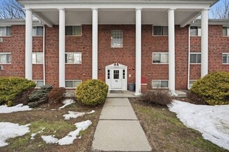 Building Photo - 72 Barrett St