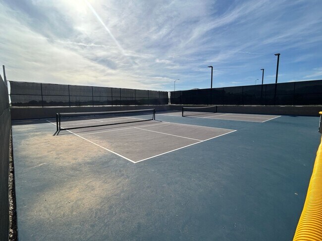 Building Photo - 17709 W Turquoise Ave