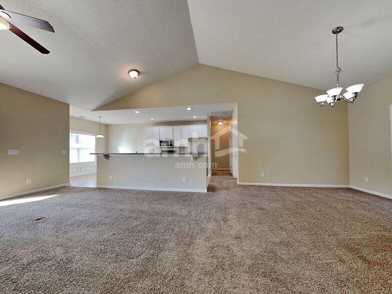 Building Photo - 38 Alston Park Dr