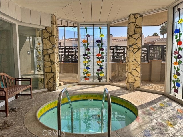 Building Photo - 230 S Catalina Ave