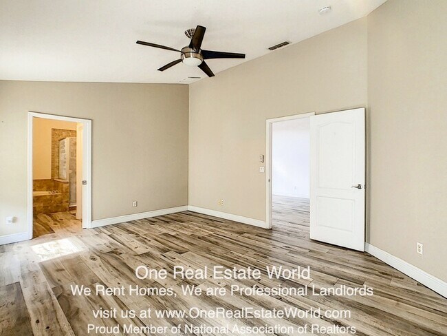 Building Photo - 3942 Lakeside Reserve Ln