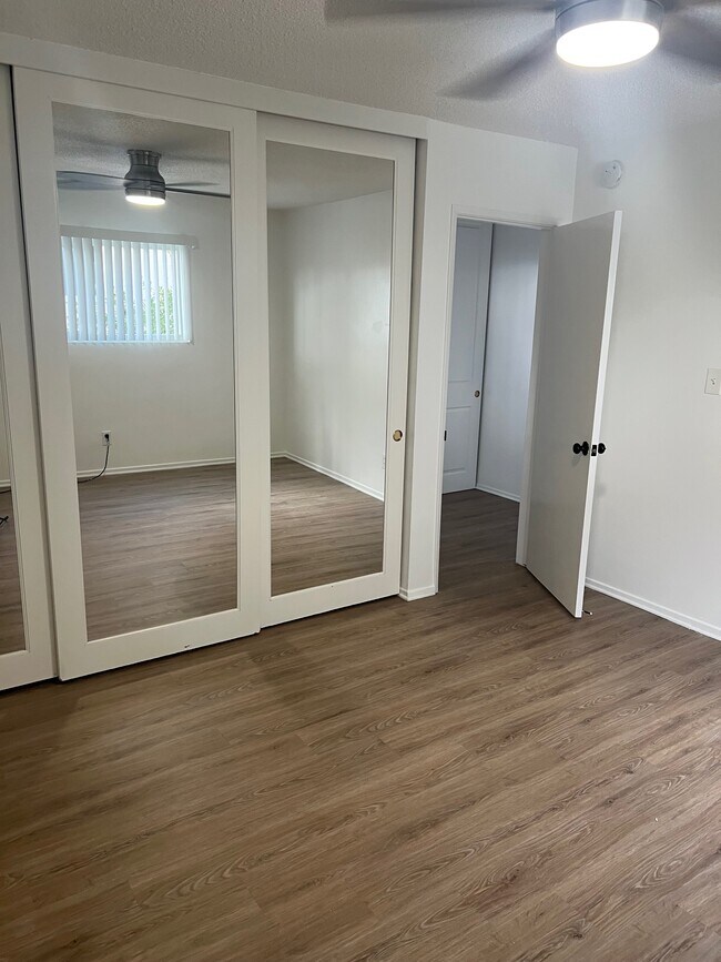 Building Photo - 3564 Del Amo Blvd