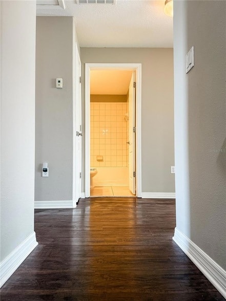 Building Photo - 10144 Arbor Run Dr