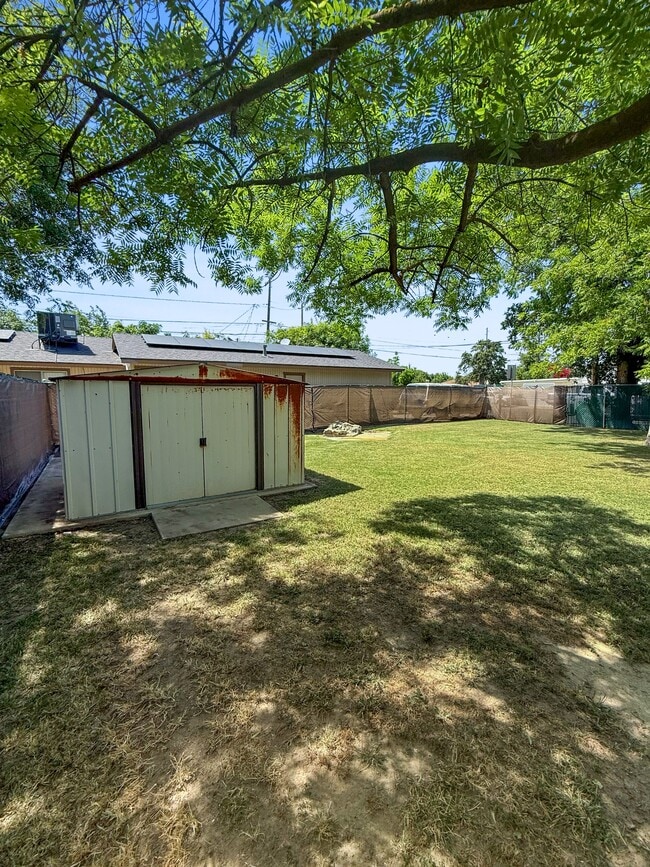 Building Photo - 1730 McKinley Ave