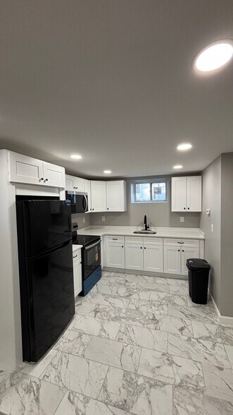 Kitchen - 39 S 27th St