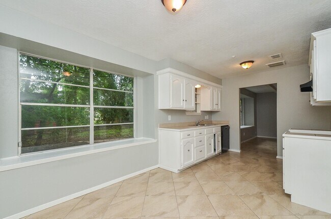 Building Photo - 4522 Donalbain Dr