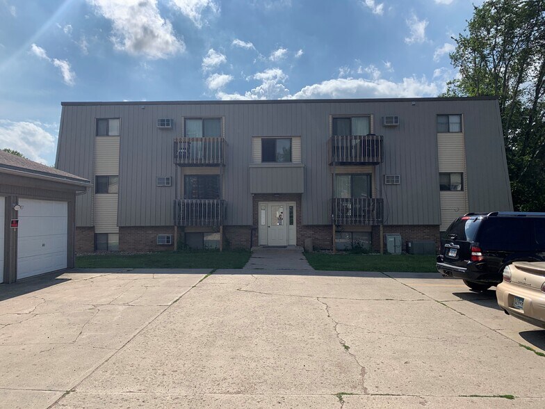 Exterior - Rear - 517 4th Ave SW