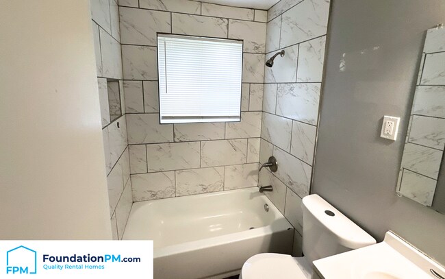 Building Photo - 3541 Pueblo Ave